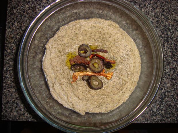 blackolivemushroomused