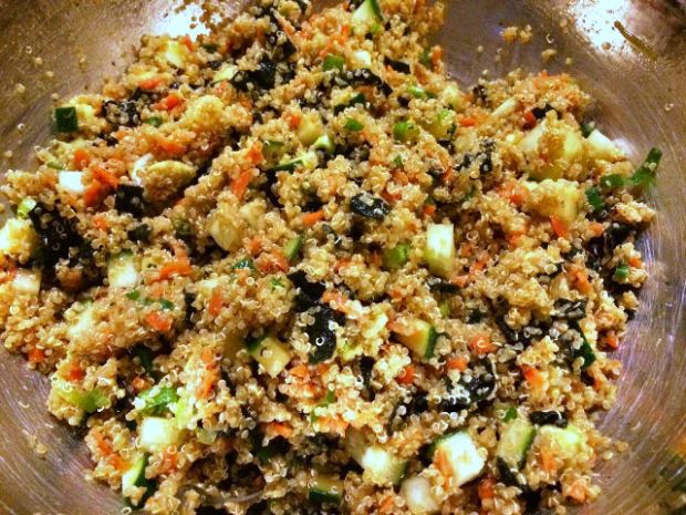 Once everything is mixed, your deconstructed sushi salad should look something like this