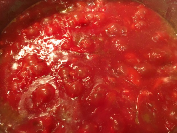 Vegetables are in a ready for simmering!