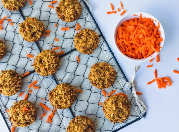 CarrotOatMuffins-1