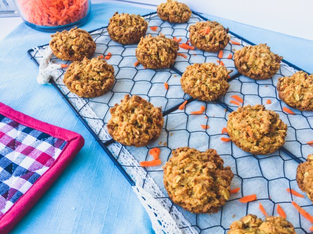 CarrotOatMuffins-4